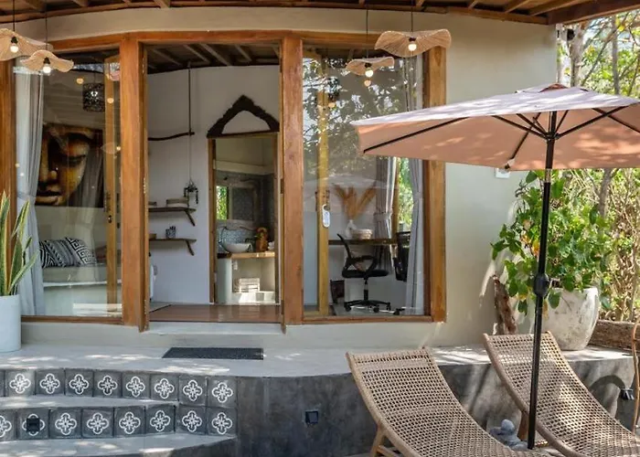 Villa Capung Padang Padang