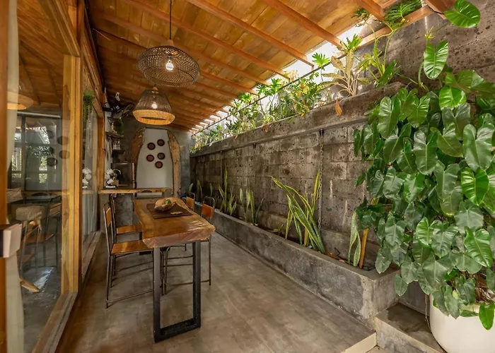 Villa Capung Padang Padang Uluwatu (Bali)