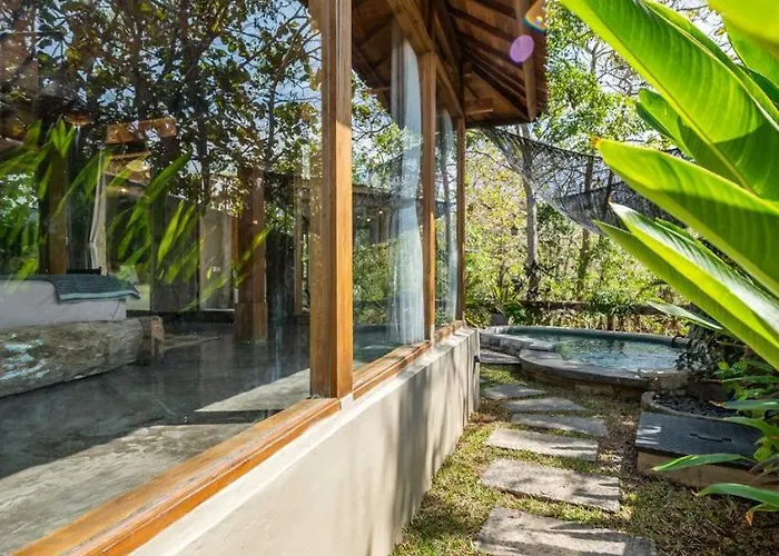 Capung Padang Padang * Uluwatu (Bali)