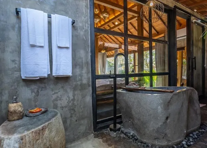 Villa Capung Padang Padang Uluwatu (Bali)